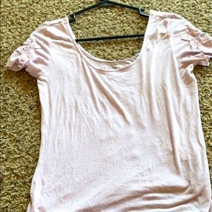 Mudd Lilac Swoop Neck T-shirt w/floral sleeves